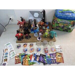 Disney Infinity 21 Figures + Bag Portal Pad Crystal Bases Power Disks +